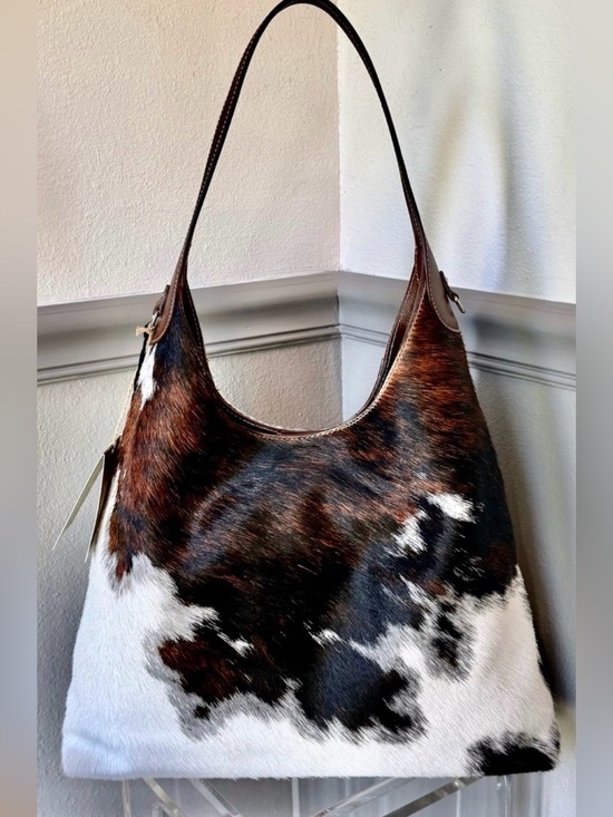 Cavalcanti Handbags - Italian Cowhide Hobo Shoulder with a free Burberry or fendi scarf if over $300.